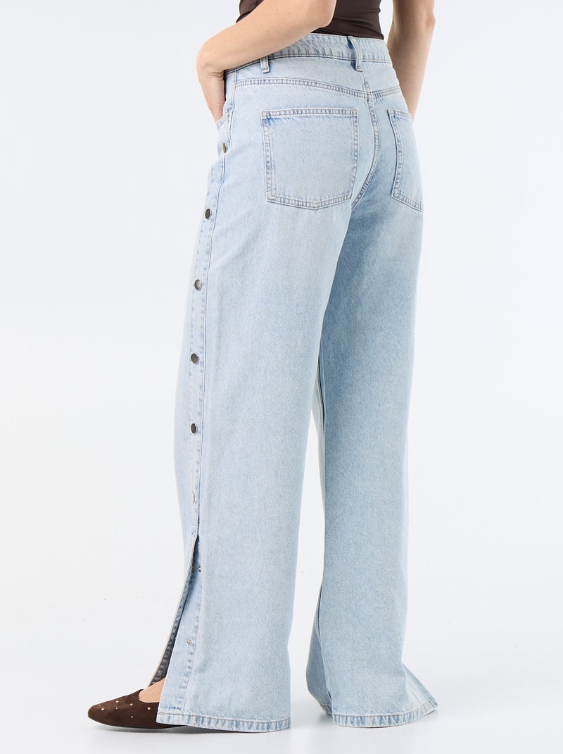 Wide leg jeans / wijde pasvorm met sierdrukknopen aan de zijkanten Blauw - Kiabi