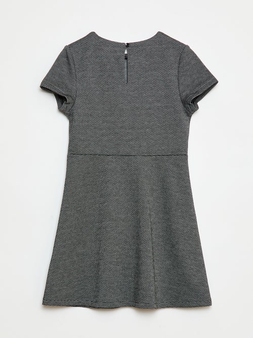 Wijd uitlopende jurk van milanotricot met korte mouwen - Kiabi