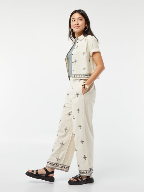 Wijde 3/4-broek met borduursels - Kiabi