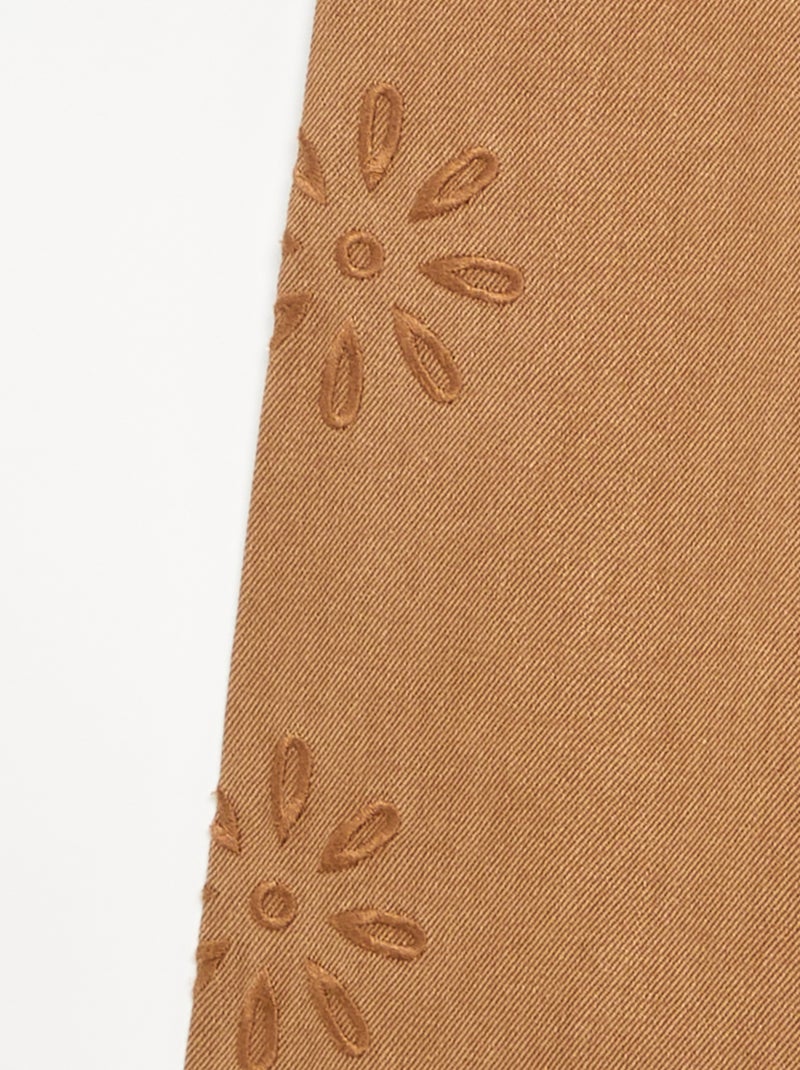 Wijde broek met geborduurde bloemen Bruin - Kiabi