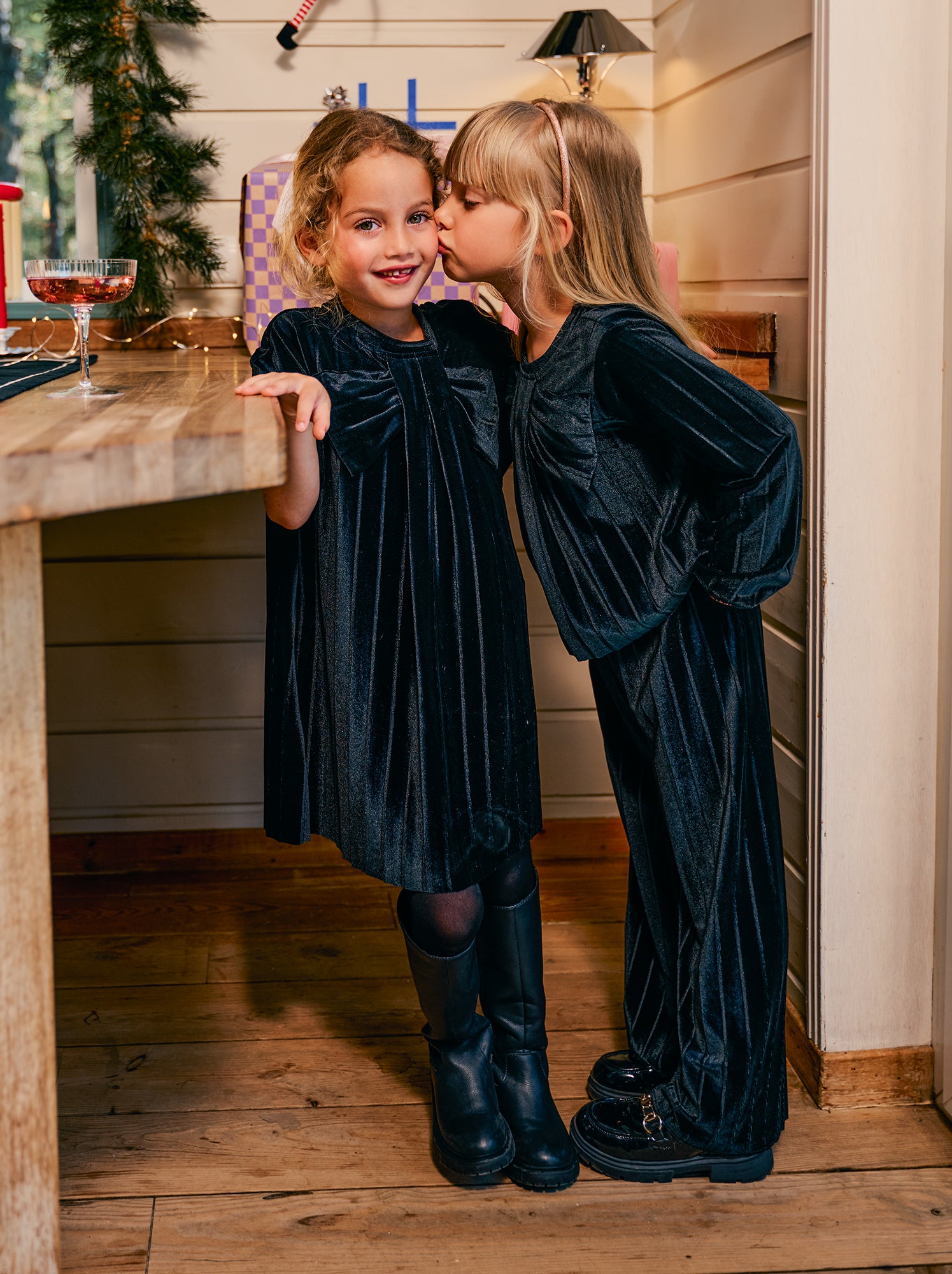 Wijde broek met wijde pijpen van zachte, stevige ribjersey