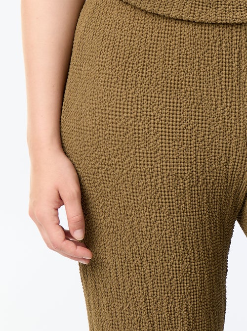 Wijde broek van gewafelde stof - Kiabi Wijde broek van gewafelde stof - Kiabi
