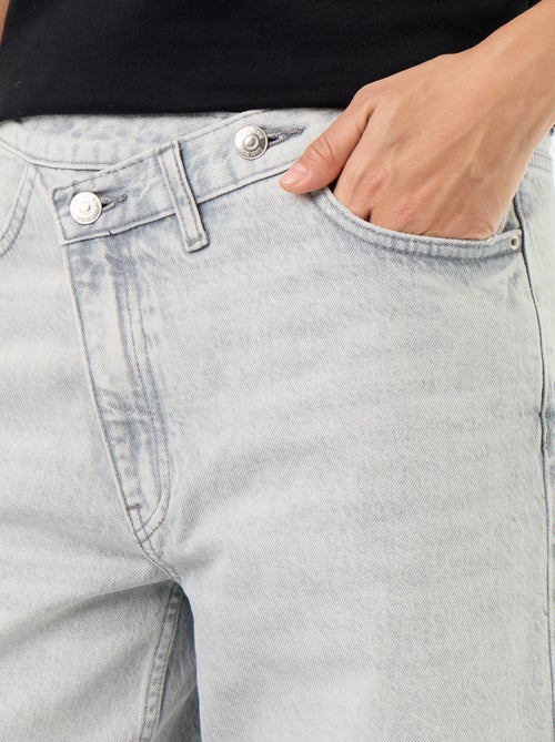 Wijde jeans met asymmetrische knoopsluiting - Kiabi