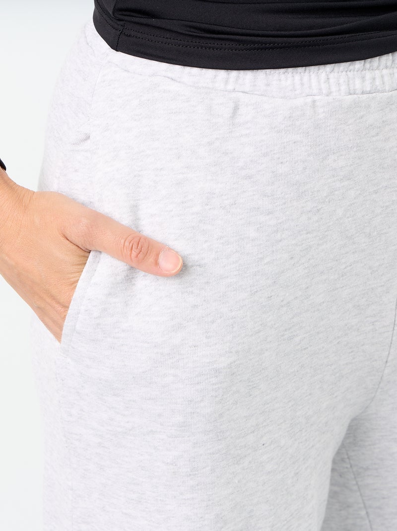 Wijde sporttraining van zware tricot Grijs - Kiabi