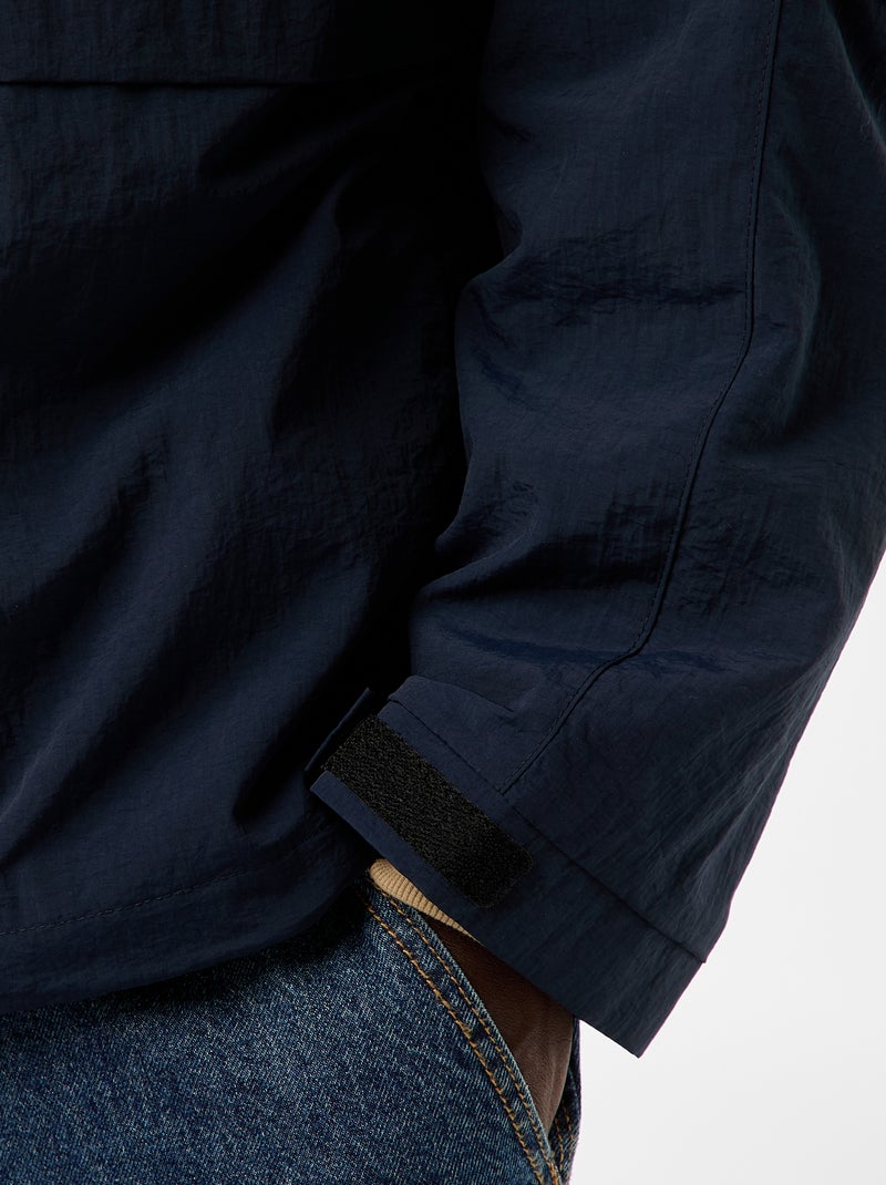 Windjack met capuchon en afneembare mouwen Blauw - Kiabi