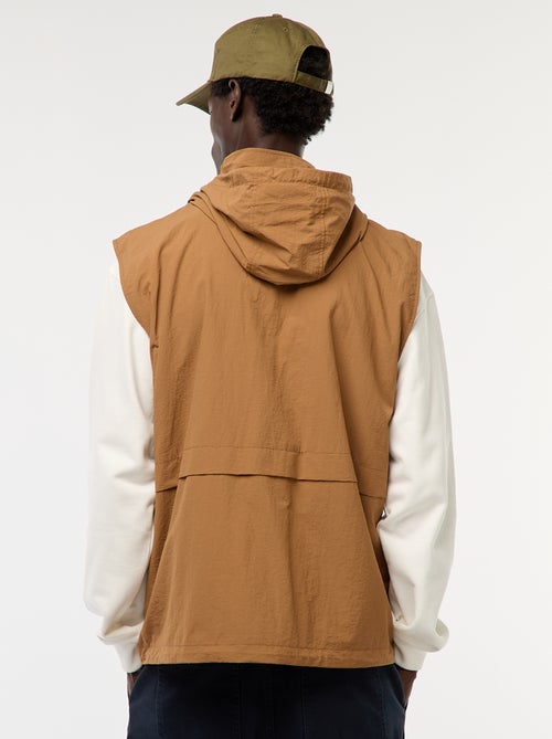 Windjack met capuchon en afneembare mouwen - Kiabi