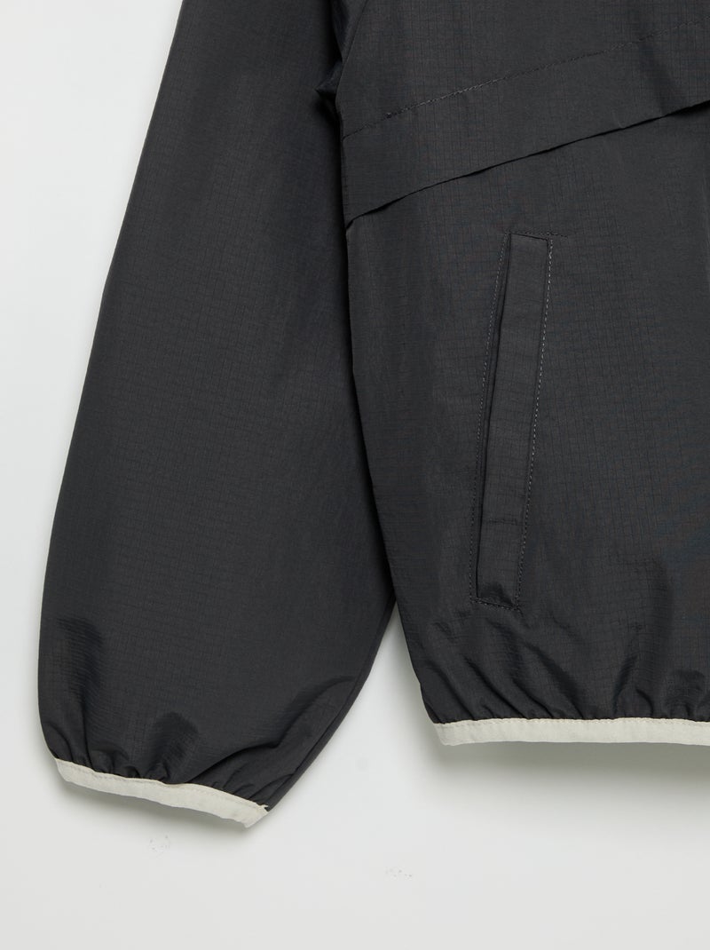 Windjack met capuchon Zwart - Kiabi