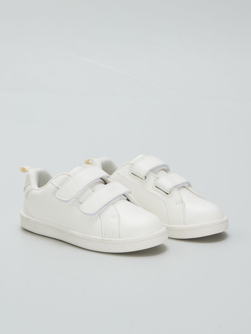 Witte best sale lage sneakers