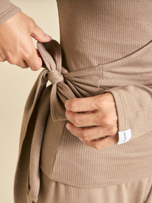 Yogashirt met lange mouwen en overslagmodel (ekstract) - Kiabi Yogashirt met lange mouwen en overslagmodel (ekstract) - Kiabi