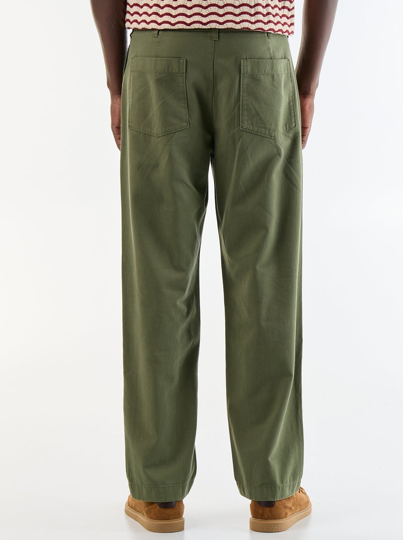 Zacht aanvoelende broek Kaki - Kiabi