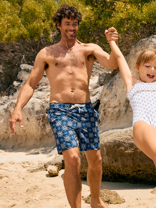 Zwemshort met stencilmotiefjes - Kiabi